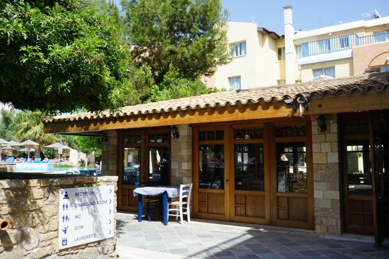 Alex'S Vacation Suite - 100M From The Beach - 6 Guests Пафос Екстериор снимка